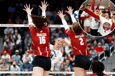 topless volleyball team|Nude photo leak of Wisconsin womens volleyball team has police。